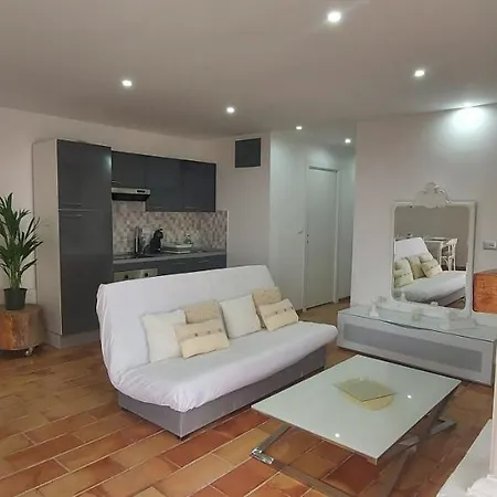 Maison Patricia Appartemets Apartament